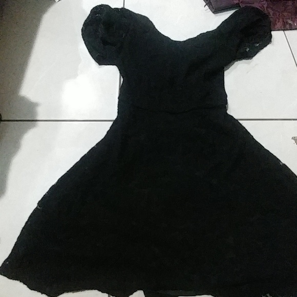 Black dress - Picture 1 of 1